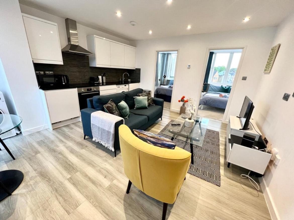 Lovely & Stylish 2 Bed Flat Close To Heathrow Yiewsley Exteriér fotografie